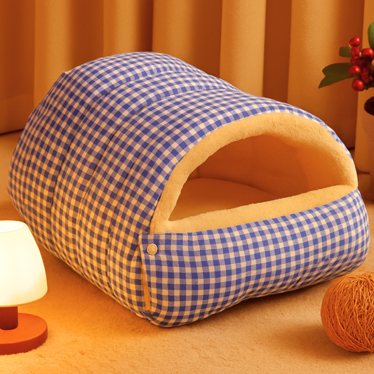 ComfyCave House